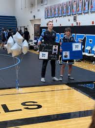 I make custom football figurines as a hobby. Decided to do a wrestler for  fun.