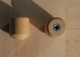 Schraubmutter In Holz Einpressen Frag Mutti In 2020 Holz Tipps