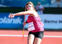 Maria andrejczyk wynikiem 67,11 m w pierwszej próbie pobiła rekord polski i awansowała do finału rzutu oszczepem na igrzyskach olimpijskich w rio de janeiro. Maria Andrejczyk Zadziwila Swiat W Splicie Ustanowila Fenomenalny Rekord Polski W Rzucie Oszczepem 71 40 To Trzeci Wynik Na Swiecie Polska Times