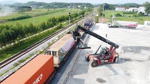 Chính thức xuất khẩu vải thiều tươi bằng đường sắt sang Trung Quốc