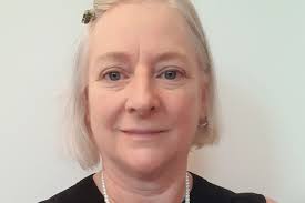 Pearling boats once roamed the seas off Queensland. Crews remember dangers,  good times