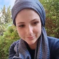 20+ "Esther Man" profiles