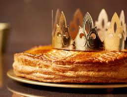 Découvrez l'origine, les traditions, la définition de l'épiphanie et d'autres lé. Galette Des Rois Un Marche Florissant Qui Se Deguste Sans Faim