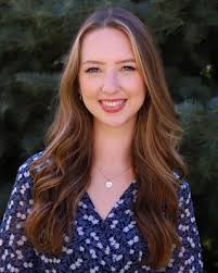 Anna Farr's Instagram, Twitter & Facebook