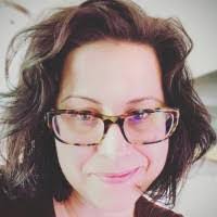 Suzanne Ronayne's Instagram, Twitter & Facebook