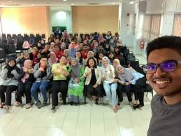 Ernst & young, kuala lumpur office is situated in level 23a of menara milenium on the pusat bandar damansara. Ernst And Young Engagement Session With Accounting Students Utm Newshub