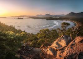 I swear if I didnt take this photo I wouldve thought this was somewhere  in Central America. Instead its Canada in April. Tofino, British Columbia.  [OC] [2000x1429] : rEarthPorn