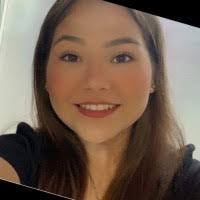 Sara Tello's Instagram, Twitter & Facebook