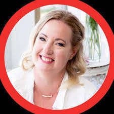 Diane Ralston's Instagram, Twitter & Facebook