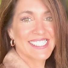 Sandra Tice's Instagram, Twitter & Facebook