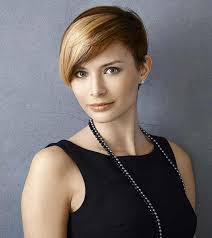 Gorgeous short hair inspo for thin hair we typically see her with longer hair, but maggie grace's platinum blonde pixie is a fresh update to her usual look. 5 Creative Ways To Shorten Your Hair Without Cutting It