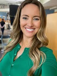 Kathleen Schettler's Instagram, Twitter & Facebook