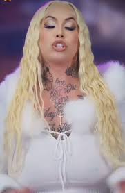 My killer cupcake tattoo practice piece. Hows it look?!?!