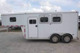 Dressing room and gooseneck area insulated, standard not extra! Used 1997 Southern 2 Horse Trailer Gooseneck Horse Trailer Dixie Horse Mule Co