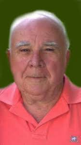 Lisa Holsapple's Instagram, Twitter & Facebook