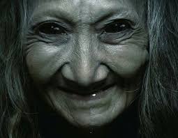 Kumpulan gambar tentang muka pocong seram, klik untuk melihat koleksi gambar lain di kibrispdr.org. Muka Seram Sekali Kreatif Tapi Ngeri Wanita Ini Melukis Wajahnya Sangat Seram Fashion Fimela Com