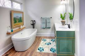 With a neutral look in the room, you will display a bigger and more spacious impression. 30 Small Bathroom Before And Afters Small Bathroom Remodels Hgtv