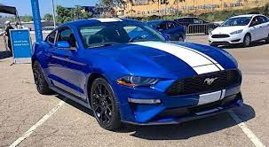 Lightning Blue 2018 Mustang 2015 Mustang Forum News Blog S550 Gt Gt350 Gt500 I4 V6 Mustang6g The U Blue Mustang Mustang Fastback Ford Mustang 2016
