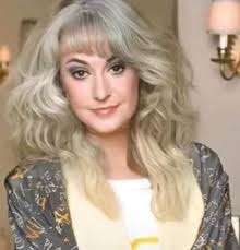 Someone gave the Golden Girls modern hairstyles and I'm here for it. 🤓  (…ehrm, except for poor Blanche who 1000% looks better forever as “80's  Blanche”). : r/GoldenGirlsTV