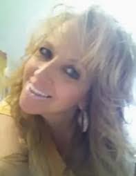 Tracy Casey's Instagram, Twitter & Facebook