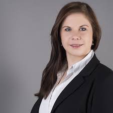 Unsere kunden stehen im mittelpunkt unseres handelns. Isabel Stinner Baufinanzierungsberaterin Vr Bank Munchen Land Eg Xing