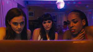 As the horror genre continues through one of its most creatively robust periods. Best Horror Movies On Netflix Uk Top Films From Veronica To Gerald S Game Mirror Online