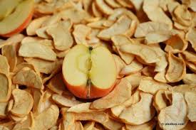 Obst Dorren Im Backofen So Trocknen Sie Fruchte Wie Birnen Und Apfel Notfallnahrung Lebensmittel Essen Gesunde Apfelchips