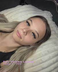 Lavishly Lashed Is ….. Slaying the lash game, one blink at a time 💁‍♀️💥  Let your lashes do the talking and let your fans do the double taps. Always  keep them guessing