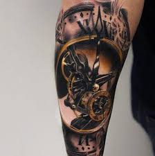 Tatuaje De Reloj Marca La Hora En Tu Piel Descubre Significados Y Ejemplos La pulga resguardó el brazo derecho de las fotos durante los meses que duró la confección de su tatuaje sus gambetas son tan requeridas como su imagen, que venía virgen de tatuajes hasta hace un un reloj y una parte de un mecanismo que es por cronos, dios del tiempo, detalló el tatuador. tatuaje de reloj marca la hora en tu
