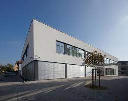 Bevor eine möblierte wohnung in berlin bei white apartments akzeptiert wird, überprüfen unsere mitarbeiter das design, den zustand, die lage und führen eine grundreinigung durch. Burogebaude Mit Wohnungen Tubingen Orth Architektur Tubingen