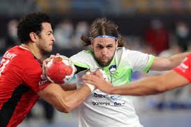 Jun 02, 2021 · كشفت تقارير صحيفة تركية أن المدير الفني للفريق الأول لكرة القدم بنادي جالطة سراي، فاتح تريم، قد تواصل مع الاتحاد المصري لكرة القدم من أجل استبعاد مهاجمه، مصطفى محمد، من قائمة أولمبياد طوكيو 2020. Ø§Ù„Ø§ØªØ­Ø§Ø¯ Ø§Ù„Ø¯ÙˆÙ„ÙŠ Ù„ÙƒØ±Ø© Ø§Ù„ÙŠØ¯ ÙŠØ±Ø¯ Ø¹Ù„Ù‰ Ø§Ø¯Ø¹Ø§Ø¡Ø§Øª Ø³Ù„ÙˆÙÙŠÙ†ÙŠØ§ Ø¨Ù€ Ø§Ù„ØªØ³Ù…Ù… Ø§Ù„ØºØ°Ø§Ø¦ÙŠ Ø§Ù„Ø­Ø±Ø©