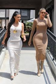 Click through to see all the looks khloé's worn over the years. Kim And Khloe Kardashian In Bodycon Dresses Out In Malibu 05 03 2019 Hawtcelebs