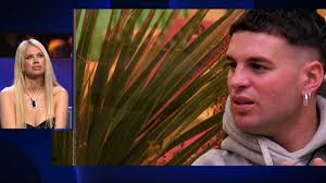 GH DÚO: Vanessa responde al 'traje' de Sergio Aguilera sobre su pasado: "Me  he criado en un centro de menores" Video