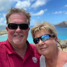 What is the name of the store or gas station in Why that posts border wait  time updates into Mexico?