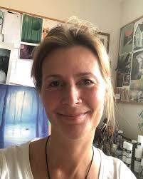 Mel Stephenson's Instagram, Twitter & Facebook