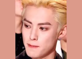 Dylan Wang Terlihat Kurang Fokus di All Star Tencent Video 2023, Ini  Sebabnya!