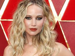 Director blames Jennifer Lawrence's 'method acting' for injury