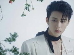 Phim Đàn Kiện Thứ: Top 8 phim mới nhất của nam diễn viên