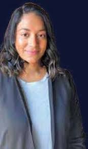 Toni Mckinnon's Instagram, Twitter & Facebook