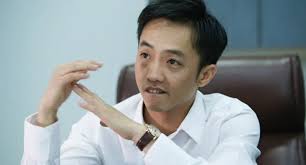 Giữa lúc thiếu tiền trả nợ bà Trương Mỹ Lan, Quốc Cường Gia Lai ...