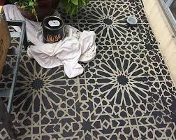 Motif keramik dinding teras depan sobat interior rumah via sobatinteriorrumah.blogspot.com. 6 Aplikasi Keramik Teras Rumah Sambut Tamu Dengan Megah Dekoruma Com Line Today