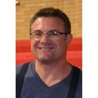 Julie Gentile's Instagram, Twitter & Facebook