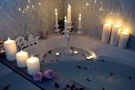 Top 20 romantic bathrooms for wedding romantische nacht. Deko Wohn Und Diy Blog White And Vintage Wohlfuhloase Badezimmer Shabby Chic Badezimmer Romantische Badewannen Badezimmer