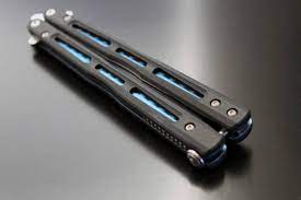 Butterfly knife tricks step by step. 4 Easy Butterfly Knife Tricks For Beginners Knifeup