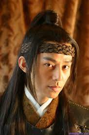 A traditional man who is also a trendsetter is everyone's heartthrob. Traditional Chinese Hairstyles Last Hair Models Hair Styles Chinese Hairstyle Japanese Hairstyle Traditional Chinese Hairstyle