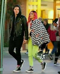 Halsey first announced they were expecting with a series of maternity photos on instagram captioned, … Halsey And Yungblud Halsey And Yungblud Yungblud And Halsey Halsey Outfits