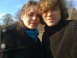 Garette started in show business at a very young age working as a model and acting. Garette Ratliff Henson And Laurie Henson Dating Gossip News Photos
