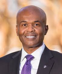 Grant Hayes's Instagram, Twitter & Facebook