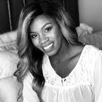 Simone Beard's Instagram, Twitter & Facebook