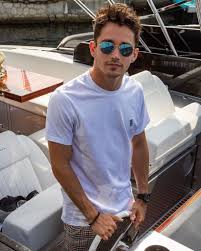 Lando norris is a british racing driver who was born on 13 november 1999 in bristol, england. Vettels Ehemaliger Teamkollege Charles Leclerc Hat Corona Promiflash De